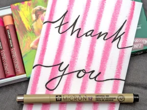 („Thank You“-Karte die mit Stiften und Ölpastellkreide von Sakura gestaltet wurde. Foto: Johanna Rundel