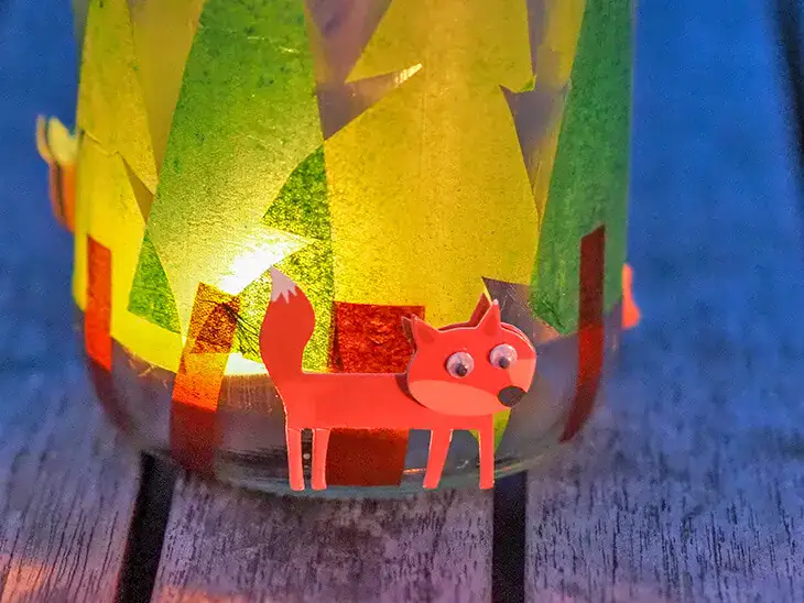 Close-Up eines, mit Materialien von HEYDA und KNORR prandell gestalteten, Windlichts. Foto: Johanna Rundel