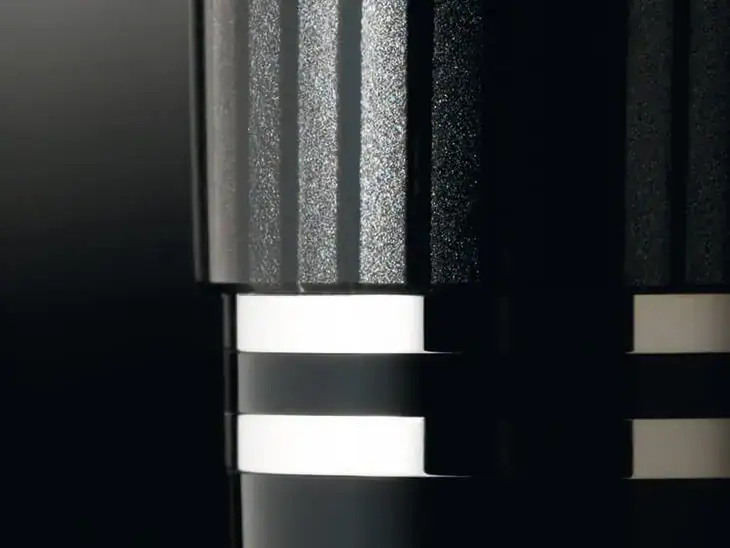 Detailaufnahme der Streifen eines Pelikan Souverän Stresemann Füllers.